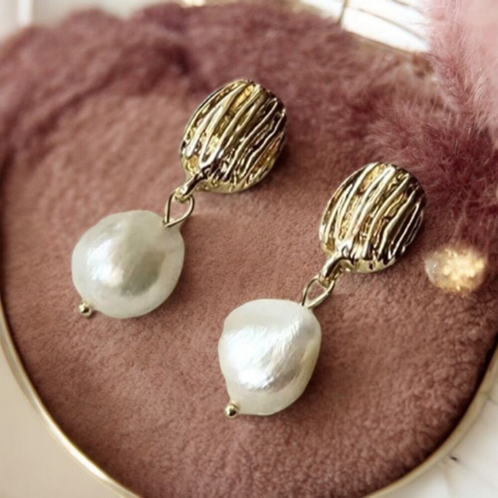 NEW 14K yellow gold plated baroque pearl drop earrings jewelry B22B